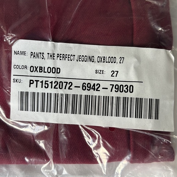 JustFab The Perfect Jegging in Oxblood - Picture 6 of 8